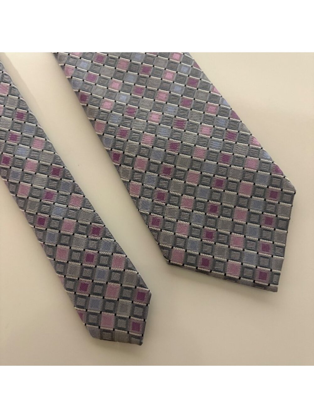 Kenneth Cole Silk Extra Long Tie Gray Pink Geometric Mens Necktie Office Formal